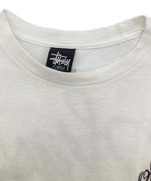 stussy（ステューシー）stussy (ステューシー) プリントTシャツ ホワイト サイズ:XLの古着・服飾アイテム