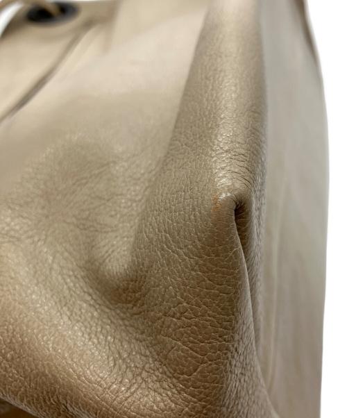 BOTTEGA VENETA（ボッテガベネタ）BOTTEGA VENETA (ボッテガベネタ) レザーハンドバッグ　ショルダーバッグ ベージュの古着・服飾アイテム