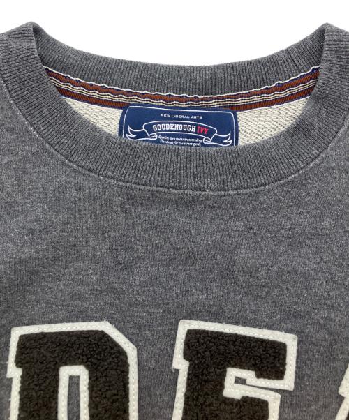 GOODENOUGH（）GOODENOUGH (グッドイナフ) ロゴスウェット　GDEH 05 ロゴ トレーナー グレー サイズ:Mの古着・服飾アイテム