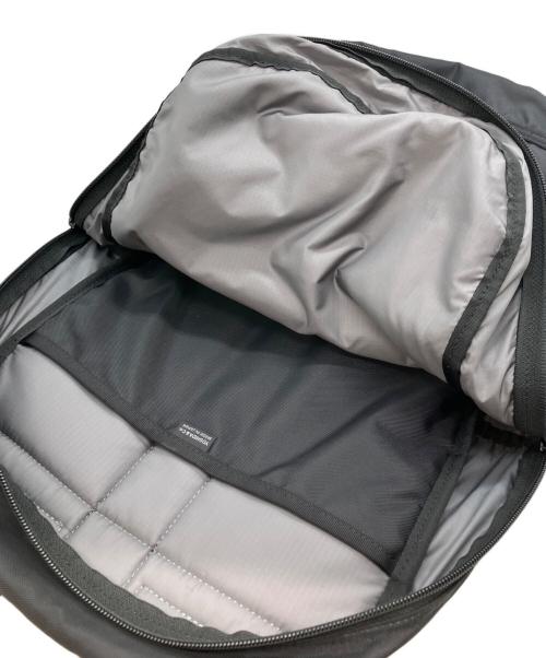 PORTER（ポーター）PORTER (ポーター) FLASH  DAYPACK　バックパック ブラックの古着・服飾アイテム