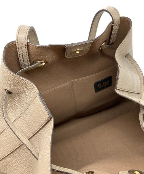 FURLA（フルラ）FURLA (フルラ) 巾着型ショルダーバッグ グレーの古着・服飾アイテム