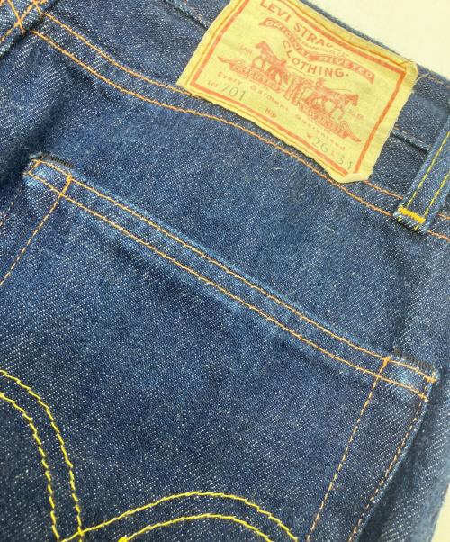 LEVI'S VINTAGE CLOTHING（リーバイス ビンテージ クロージング）LEVI'S VINTAGE CLOTHING (リーバイス ビンテージ クロージング) 701デニムパンツ インディゴ サイズ:W26×L34の古着・服飾アイテム