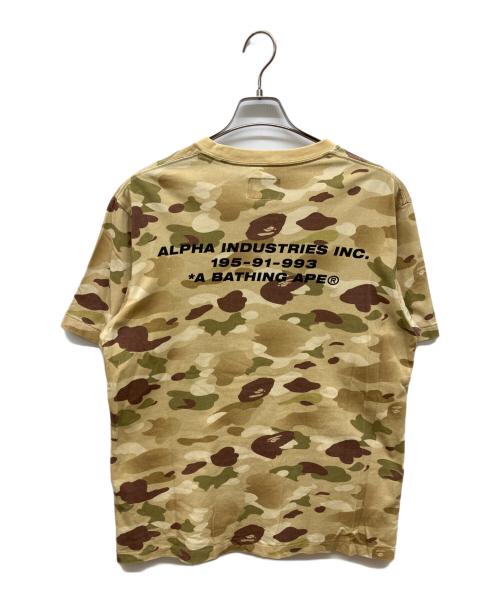 A BATHING APE（アベイシングエイプ）A BATHING APE (アベイシングエイプ) ALPHA (アルファ) カモフラプリントTシャツ ベージュ サイズ:Mの古着・服飾アイテム