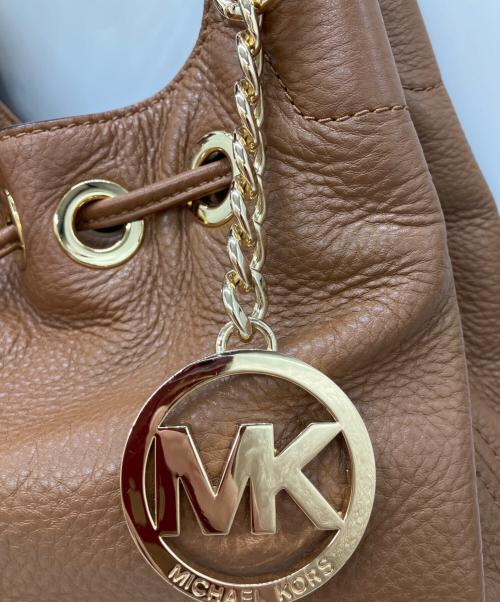 MICHAEL MICHAEL KORS（マイケル マイケルコース）MICHAEL MICHAEL KORS (マイケル マイケルコース) ショルダーバッグ ブラウンの古着・服飾アイテム