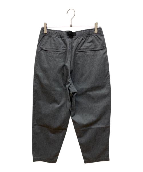 BEAMS（ビームス）BEAMS (ビームス) バギーテーパードパンツ グレー サイズ:Ｓ 未使用品の古着・服飾アイテム