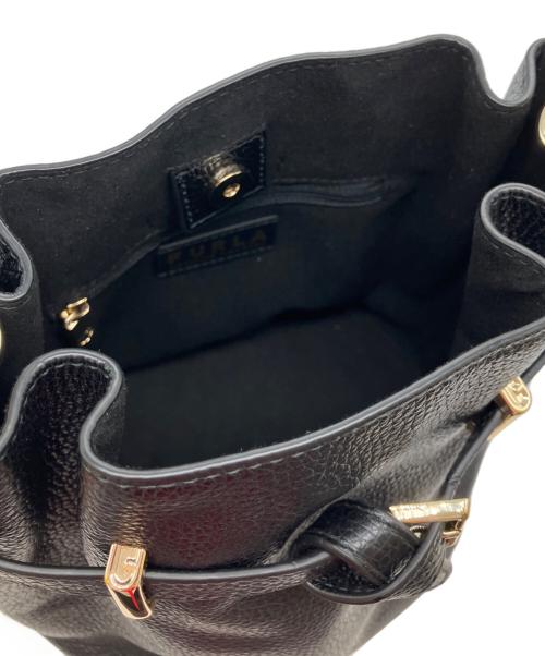 FURLA（フルラ）FURLA (フルラ) Auraミニバケット2wayクロスボディバッグ ブラックの古着・服飾アイテム