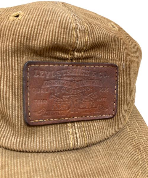 LEVI'S（リーバイス）LEVI'S (リーバイス) レザーパッチコーデュロイキャップ ブラウンの古着・服飾アイテム