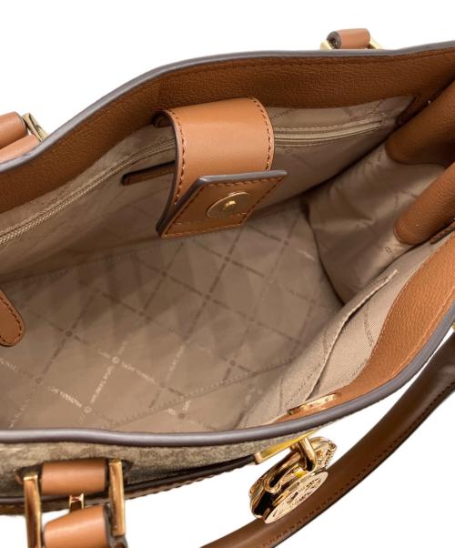 MICHAEL KORS（マイケル・コース）MICHAEL KORS (マイケル・コース) HAMILTON サッチェル ミディアム アイボリーの古着・服飾アイテム