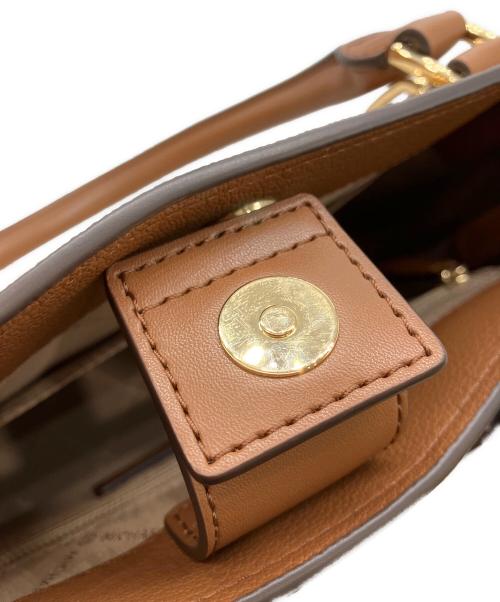 MICHAEL KORS（マイケル・コース）MICHAEL KORS (マイケル・コース) HAMILTON サッチェル ミディアム アイボリーの古着・服飾アイテム