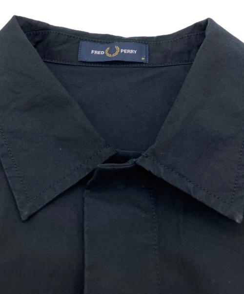 FRED PERRY（フレッドペリー）FRED PERRY (フレッドペリー) ポプリンオーバーシャツ ブラック サイズ:Mの古着・服飾アイテム