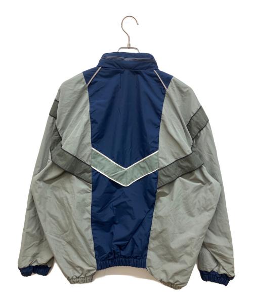 WEYEP（ウィエップ）WEYEP (ウィエップ) リメイクミリタリージャケット ネイビー サイズ:FREEの古着・服飾アイテム