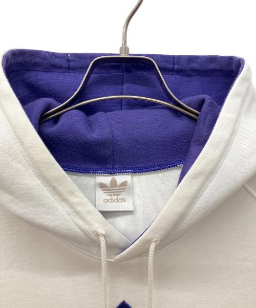 adidas（アディダス）adidas (アディダス) プルオーバーパーカー ホワイト×パープル サイズ:M-Lの古着・服飾アイテム