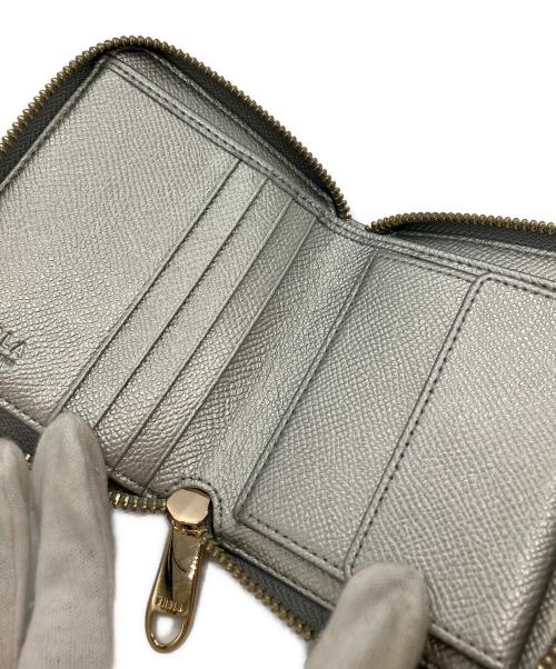 FURLA（フルラ）FURLA (フルラ) CLASSIC S ZIP AROUND WALLET グレーの古着・服飾アイテム