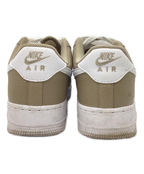 NIKE（ナイキ）NIKE (ナイキ) AIR FORCE 1 '07 AN23 KHAKI/WHITE-WHITE ブラウン サイズ:26.5の古着・服飾アイテム
