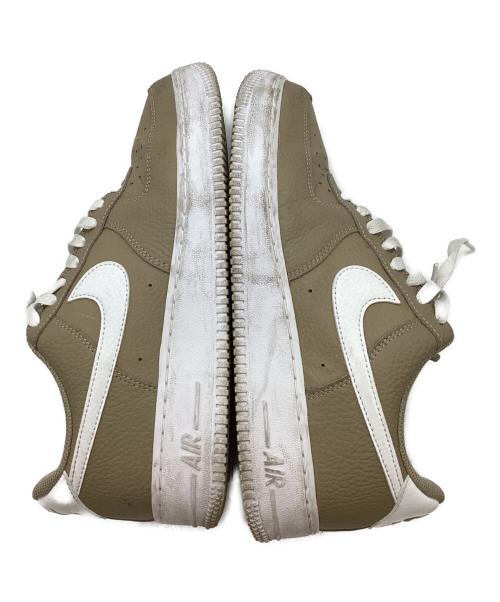 NIKE（ナイキ）NIKE (ナイキ) AIR FORCE 1 '07 AN23 KHAKI/WHITE-WHITE ブラウン サイズ:26.5の古着・服飾アイテム