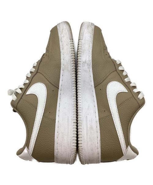 NIKE（ナイキ）NIKE (ナイキ) AIR FORCE 1 '07 AN23 KHAKI/WHITE-WHITE ブラウン サイズ:26.5の古着・服飾アイテム