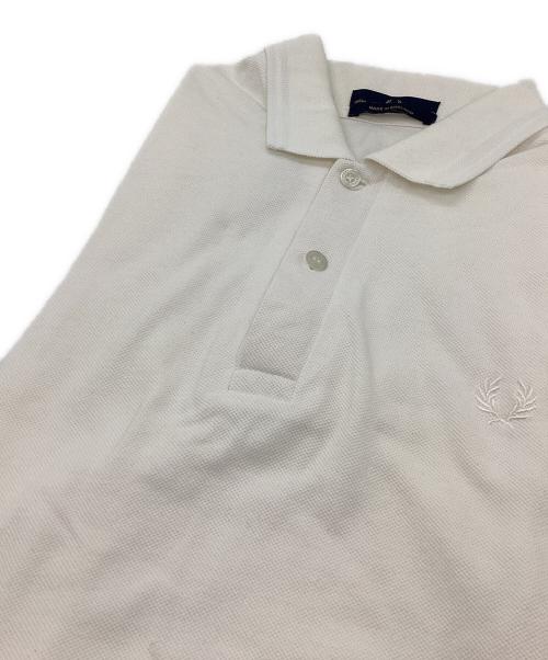 FRED PERRY（フレッドペリー）FRED PERRY (フレッドペリー) ポロシャツ ホワイト サイズ:Mの古着・服飾アイテム