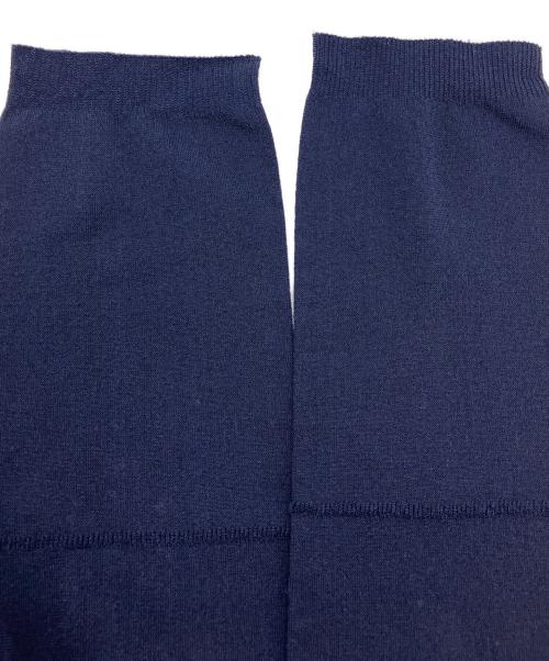 me ISSEY MIYAKE（ミーイッセイ ミヤケ）me ISSEY MIYAKE (ミーイッセイ ミヤケ) ハイネックストレッチカットソー ネイビー サイズ:FREEの古着・服飾アイテム