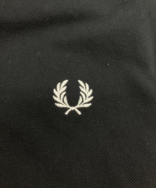 FRED PERRY（フレッドペリー）FRED PERRY (フレッドペリー) ポロシャツ ブラック サイズ:XLの古着・服飾アイテム