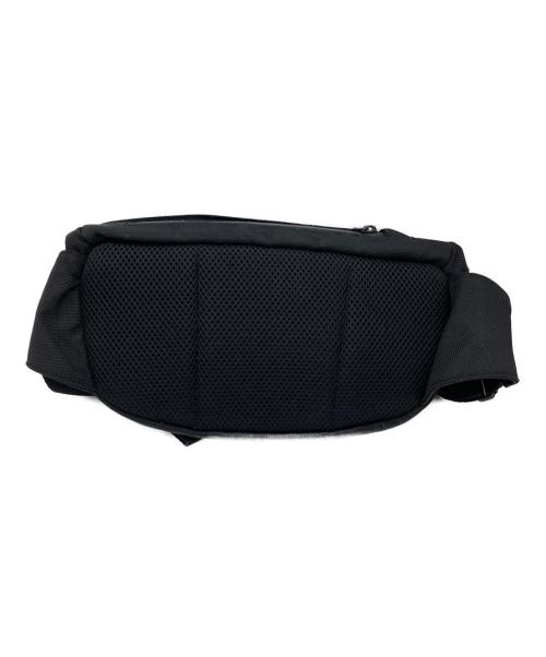 New Era（ニューエラ）New Era (ニューエラ) YOHJI YAMAMOTO (ヨウジヤマモト) ボディバッグ ブラックの古着・服飾アイテム