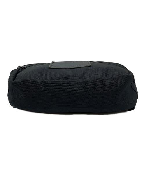 New Era（ニューエラ）New Era (ニューエラ) YOHJI YAMAMOTO (ヨウジヤマモト) ボディバッグ ブラックの古着・服飾アイテム