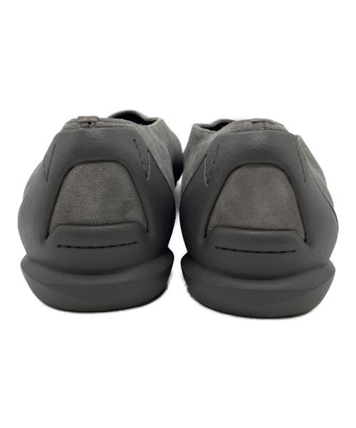 SHISEI（シセイ）SHISEI (シセイ) MM POINTED SUEDE PUMPS グレー サイズ:37の古着・服飾アイテム