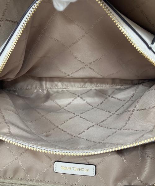 MICHAEL KORS（マイケルコース）MICHAEL KORS (マイケルコース) クリスティナ シボレザー ショルダー ホワイトの古着・服飾アイテム