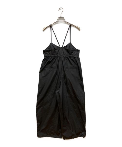 Adam et Rope（アダム エ ロペ）Adam et Rope (アダム エ ロペ) シャイニータフタ撥水ロンパース ブラック サイズ:-の古着・服飾アイテム