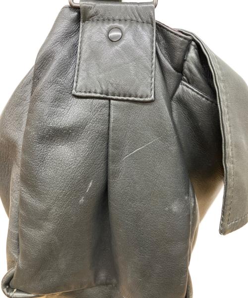 Y's Red Label（ワイズレッドレーベル）Y's Red Label (ワイズレッドレーベル) レザーショルダーバッグ ブラックの古着・服飾アイテム
