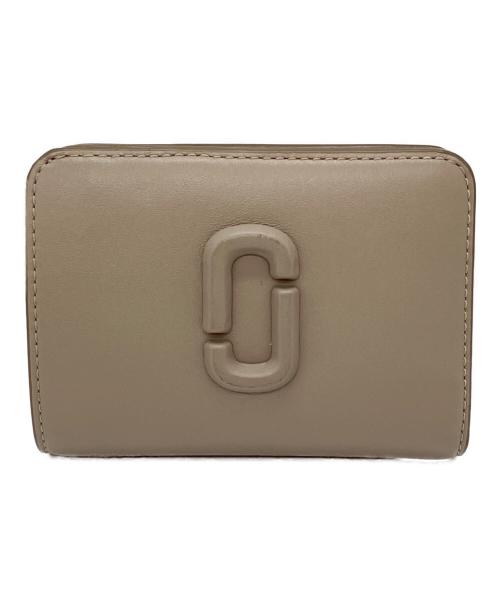 MARC JACOBS（マークジェイコブス）MARC JACOBS (マークジェイコブス) 2つ折り財布 ベージュの古着・服飾アイテム