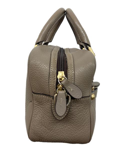 J&M DAVIDSON（ジェイ＆エム デヴィッドソン）J&M DAVIDSON (ジェイ＆エム デヴィッドソン) Baby Mia バッグ ベージュの古着・服飾アイテム