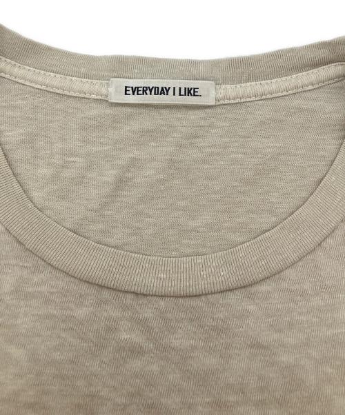 EVERYDAY I LIKE.（エヴリデイ アイ ライク）EVERYDAY I LIKE. (エヴリデイ アイ ライク) 半袖カットソー ベージュ サイズ:Freeの古着・服飾アイテム