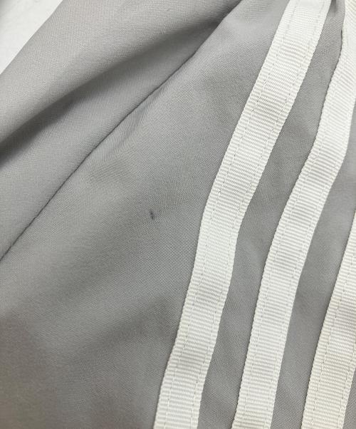 adidas（アディダス）adidas (アディダス) オーバーサイズ ジップオフトラックトップ グレー サイズ:XSの古着・服飾アイテム