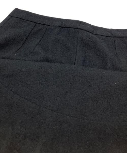JUNYA WATANABE COMME des GARCONS（(ジュンヤワタナベ コムデギャルソン）JUNYA WATANABE COMME des GARCONS ((ジュンヤワタナベ コムデギャルソン) ウールデザインスカート ブラック サイズ:Ｓの古着・服飾アイテム