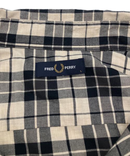 FRED PERRY（フレッドペリー）FRED PERRY (フレッドペリー) Tartan Twill Shirt ベージュ×ブラック サイズ:Lの古着・服飾アイテム