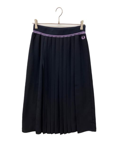 FRED PERRY（フレッドペリー）FRED PERRY (フレッドペリー) Tipped Pleated Skirt ブラック サイズ:36の古着・服飾アイテム