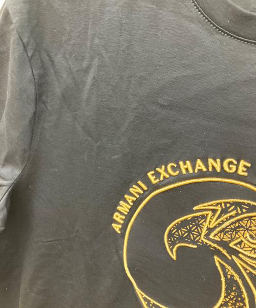 ARMANI EXCHANGE（アルマーニ エクスチェンジ）ARMANI EXCHANGE (アルマーニ エクスチェンジ) イーグルロゴTシャツ ブラック サイズ:Ｍの古着・服飾アイテム