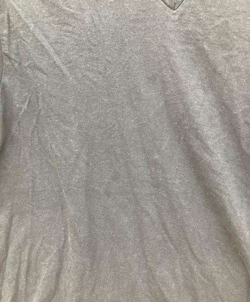 PRADA（プラダ）PRADA (プラダ) Vネック半袖カットソー　Tシャツ ブラック サイズ:Ｌの古着・服飾アイテム