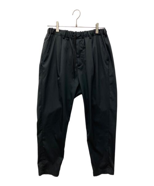 macqlo（マックロ）macqlo (マックロ) ultimex one tuck tapered easy pants（アルティメックス ワンタック テーパード イージー パンツ） ブラック サイズ:Ｓの古着・服飾アイテム