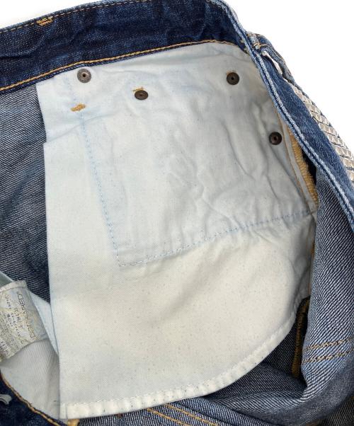 DSQUARED2（ディースクエアード）DSQUARED2 (ディースクエアード) ダメージ加工スタッズデニムパンツ インディゴ サイズ:48の古着・服飾アイテム