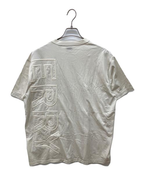 BURBERRY（バーバリー）BURBERRY (バーバリー) エンボスロゴ オーバーサイズ 半袖Tシャツ ホワイト サイズ:Ｍの古着・服飾アイテム