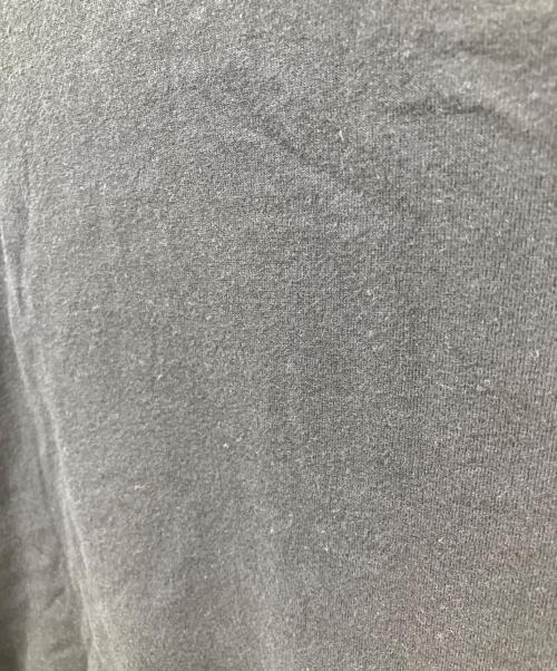 PLAY COMME des GARCONS（プレイコムデギャルソン）PLAY COMME des GARCONS (プレイコムデギャルソン) ワンポイント刺繍Tシャツ ブラック サイズ:Ｌの古着・服飾アイテム