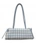 CHARLES & KEITH (チャールズアンドキース) Hazel ヘーゼル ボウ イロンゲイティッドトラペーズショルダーバッグ スカイブルー：8000円