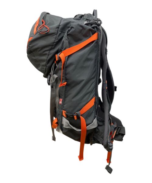 MOUNTAIN HARD WEAR（マウンテンハードウェア）MOUNTAIN HARD WEAR (マウンテンハードウェア) DIRETTISSIMA 35 グレーの古着・服飾アイテム