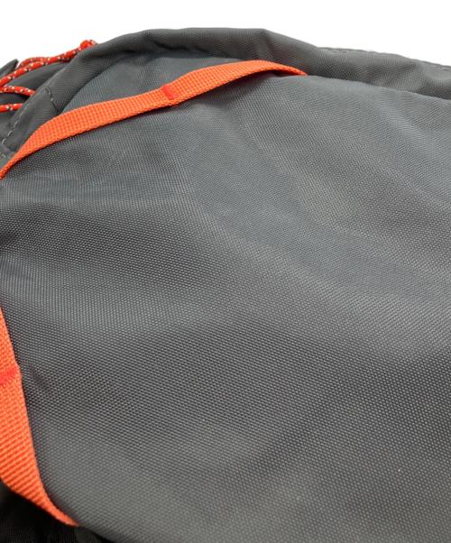 MOUNTAIN HARD WEAR（マウンテンハードウェア）MOUNTAIN HARD WEAR (マウンテンハードウェア) DIRETTISSIMA 35 グレーの古着・服飾アイテム