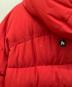 中古・古着 Marmot (マーモット) 800Fill ダウンジャケット レッド×ブラック サイズ:Ｓ：15000円