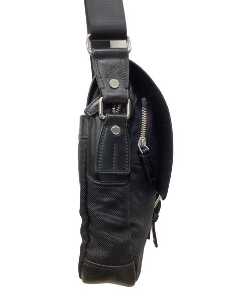 TUMI（トゥミ）TUMI (トゥミ) レザーナイロンショルダーバッグ ブラックの古着・服飾アイテム