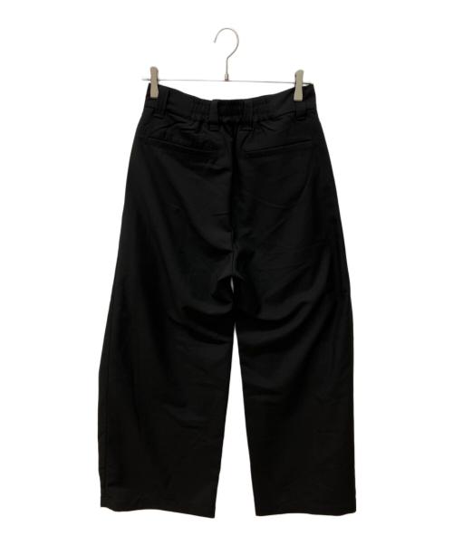 soerte（ソエルテ）soerte (ソエルテ) 3タックワイドバルーントラウザー ブラック サイズ:1の古着・服飾アイテム