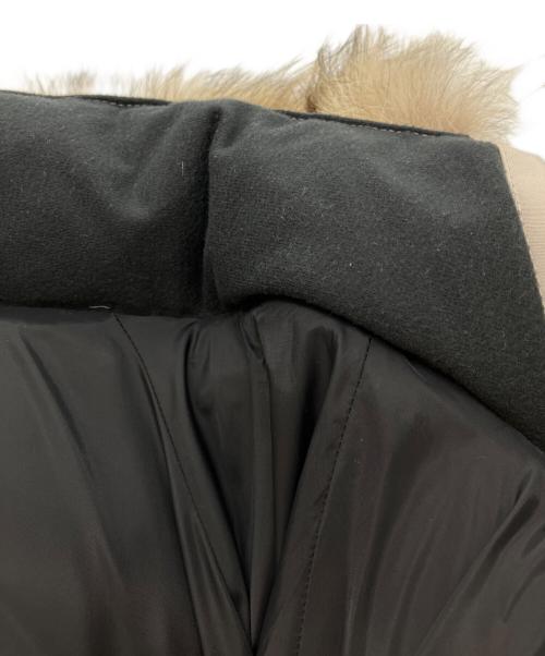 CANADA GOOSE（カナダグース）CANADA GOOSE (カナダグース) EMORY PARKA　エモリー パーカ　ダウンジャケット ベージュ サイズ:Lの古着・服飾アイテム