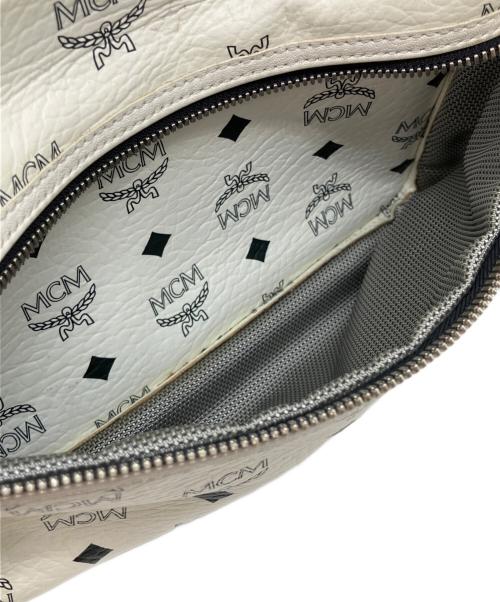 MCM（エムシーエム）MCM (エムシーエム) ヴィセトス スターク バックパック　リュック ホワイトの古着・服飾アイテム